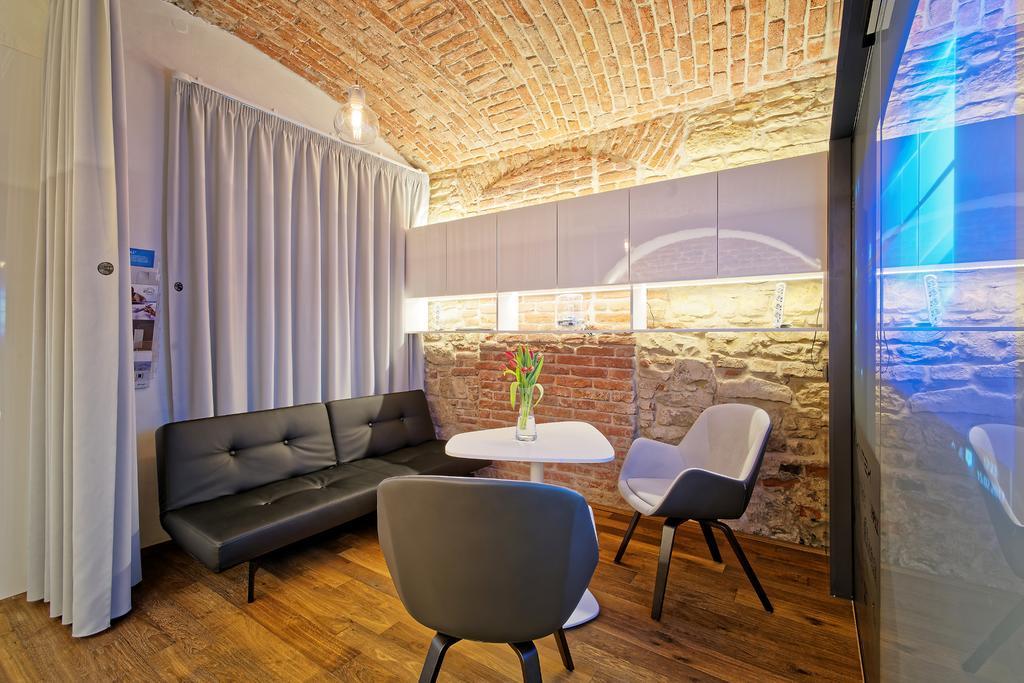 Living Showroom Jakubská Apartmán